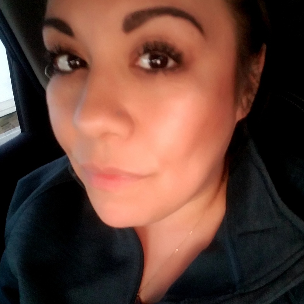 Meet your Posher, Jenn